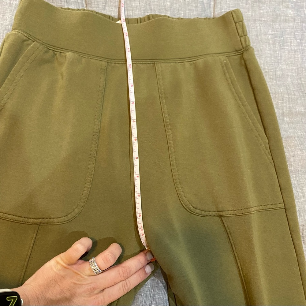 Fabletics slim joggers - Picture 5 of 10